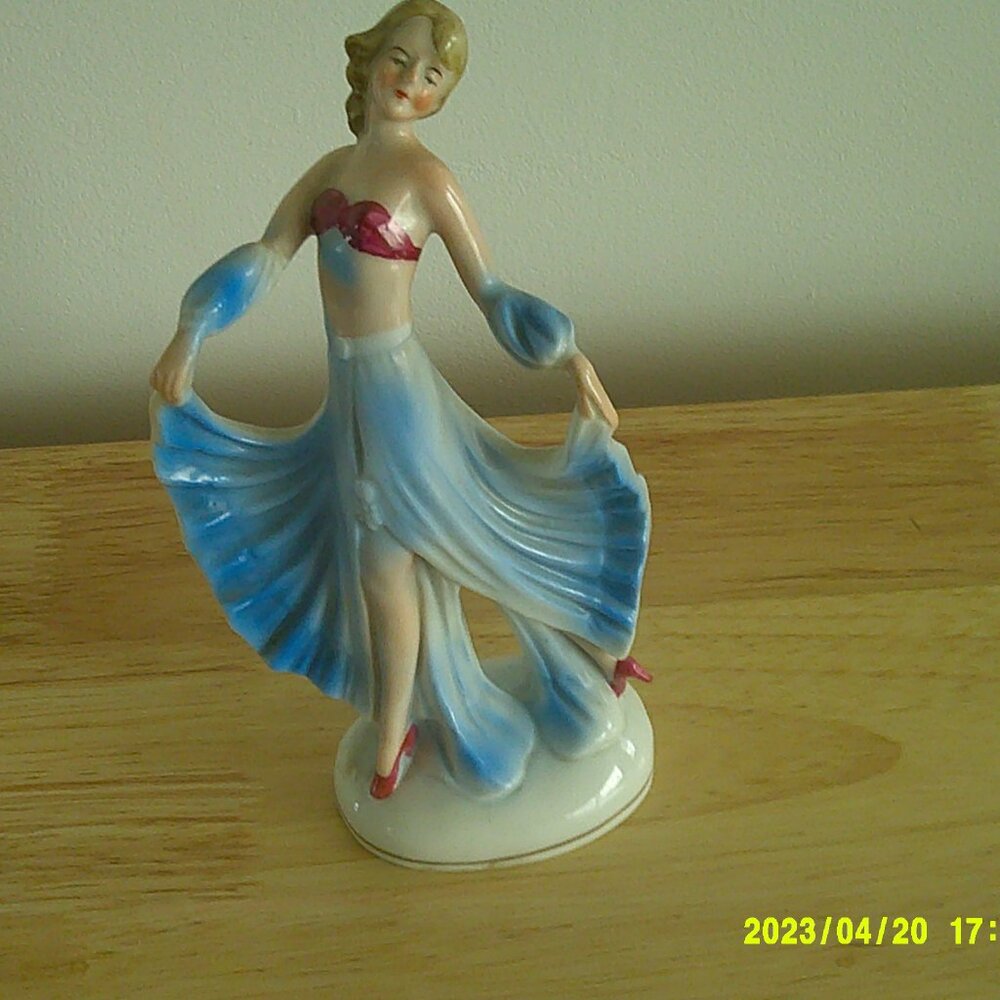 Ballerina Deco Era